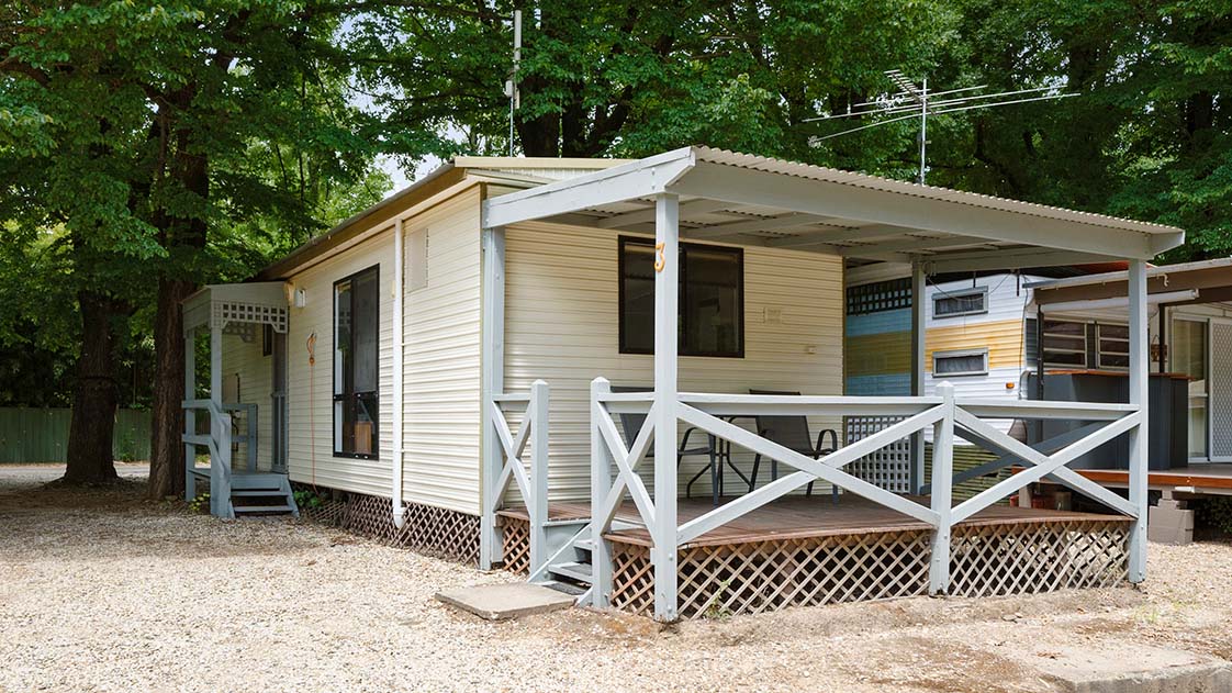 Myrtleford Holiday Park Snow Gum Cabin