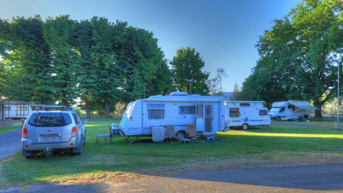 Myrtleford Holiday Park Powered Caravan, Motorhome and Camping Sites